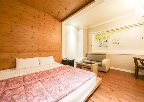 تَنوان 1000sqm 1 bedroom, 1 Private bathroom شقة in يتشانج-جو المظهر الخارجي الصورة